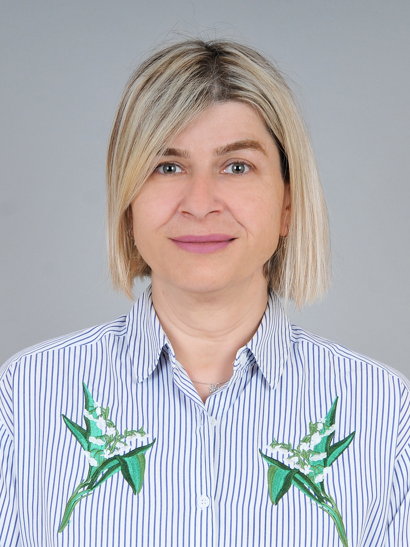 AZİZE &Ouml;ZBEK