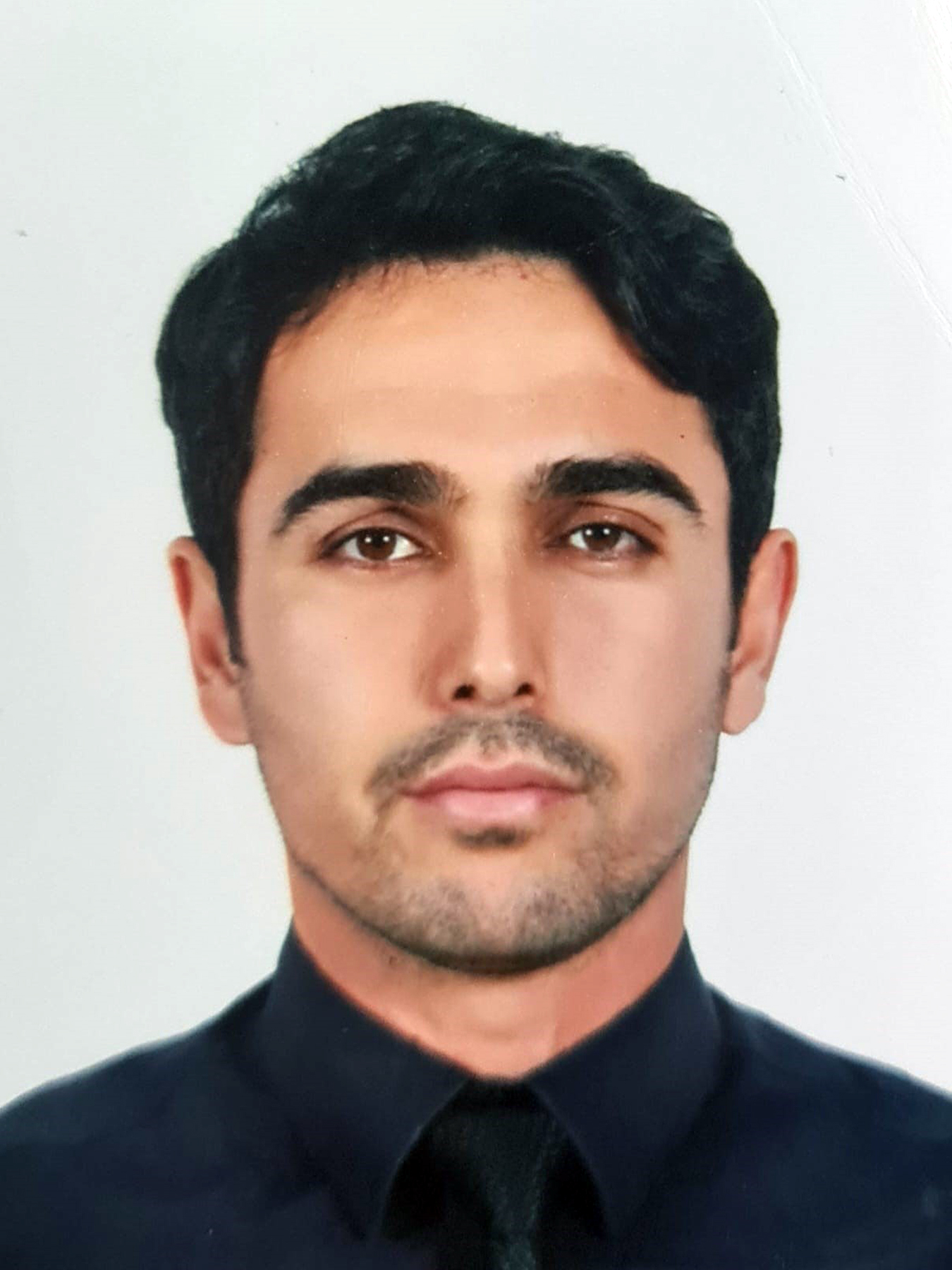 FAHRİ AKIN UZLAR