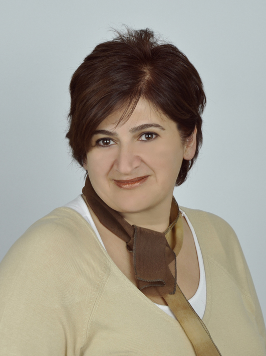 G&Uuml;LAY &Ouml;ZKAN