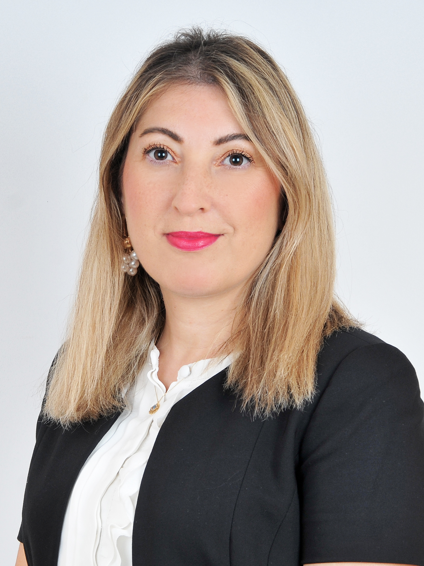 ARZU AKDENİZ