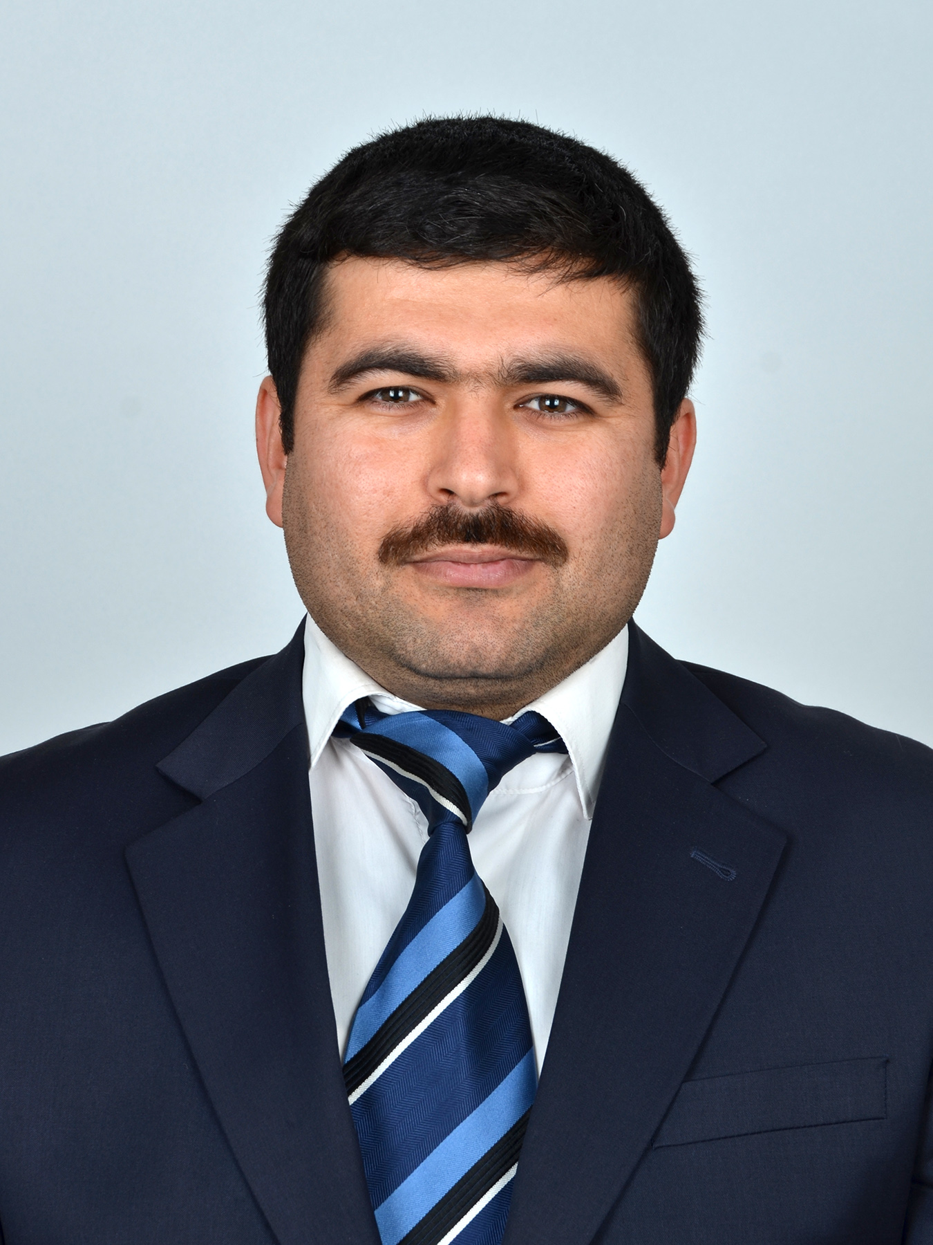 H&Uuml;SEYİN &Ouml;Z&Ccedil;ELİK
